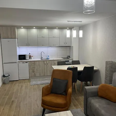 Nastic Apartmani Kragujevac Exterior foto